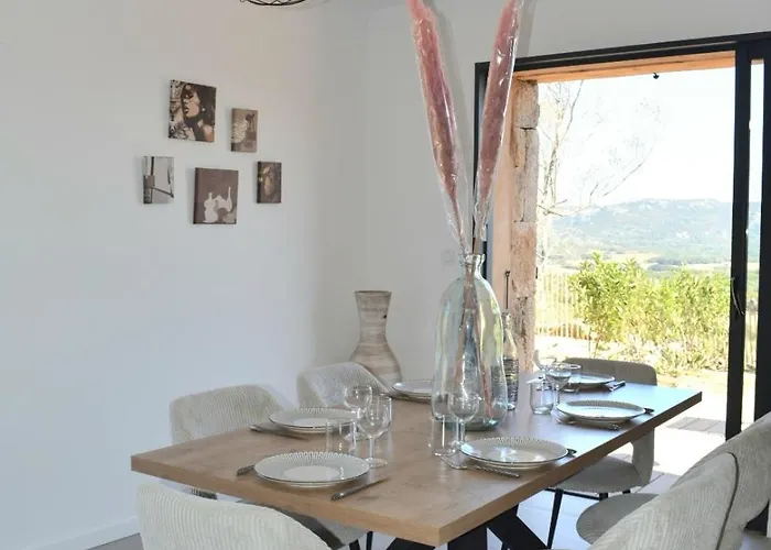 Villa Bergerie En Pierre Piscine Chauffee *